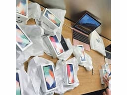 NEW Apple iPhone X 10 - 256GB WHITE SILVER WORLDWIDE FACTORY AT&T SMARTPHONE - Image 2