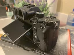 Sony Alpha A7 III - Image 2