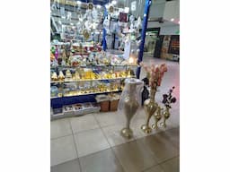 Kiosk for sale in south delhi - Image 1