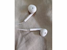 Real me earphone - Image 8