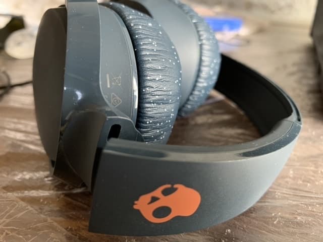 Skull Candy Riff Wireless Headphones