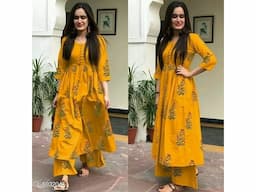 Buy Gold Earrings Online in Latest Designs at Best Prices In India | Offershop18 - Image 1