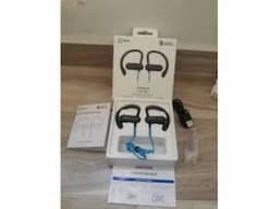 Samsung itfit be7 Bluetooth earphone - Image 2