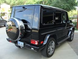 Selling my 2014 Mercedes-Benz G63 AMG very neatly used - Image 2