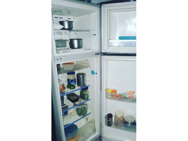SELL OLD DOUBLE DOOR WHIRLPOOL FRIDGE 10 YEAR OLD