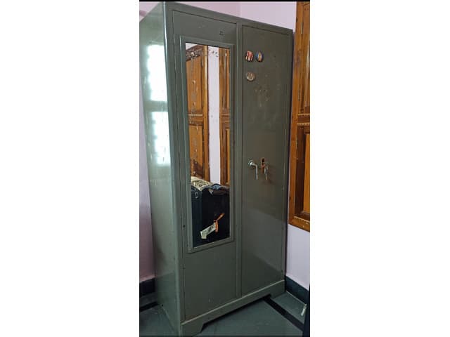 Metal Almirah in good condition
