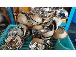 3- yrs old Single Die Fully Automatic Dona (paper-bowl) making Machine for Sale - Image 3