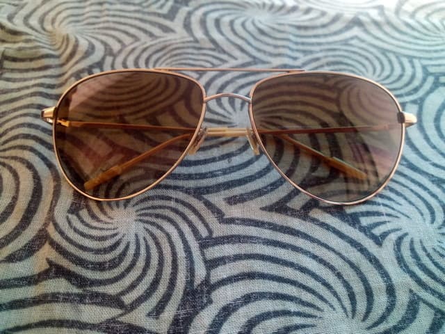 Oliver peoples sunglass