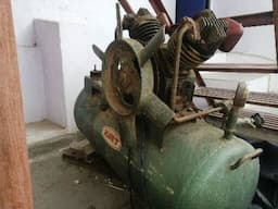 Air Compressor - Image 2
