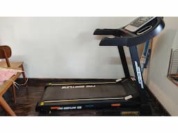 Pro Bodyline Treamill for sale, perfect working condition and minimal ise only - Image 2