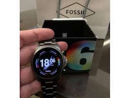 Fossil gen 6 smart watch - Image 1