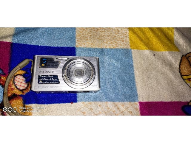 Sony cyber shot digital camera