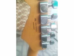 Fender Strat Mexican + Amp + Pedal - Image 2