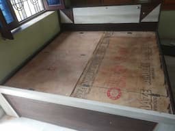 6× 6 Double Bed With Trolly - Image 3