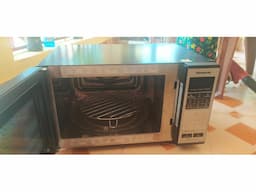 PANASONIC MICROWAVE OVEN 27L - Image 2