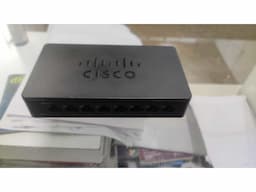 Cisco Switch - Image 10