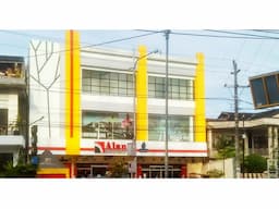 2023 Trek Émonda SLR 9 eTap Road Bike - ALANBIKESHOP.COM - Image 4