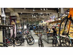 2023 Trek Émonda SLR 9 eTap Road Bike - ALANBIKESHOP.COM - Image 5