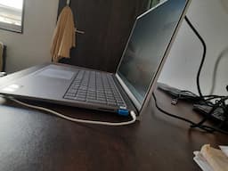 Dell laptop - Image 4