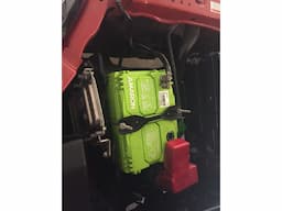 Brand new car battery - Image 1