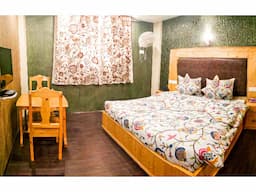 Family Tour Package For Kashmir, Cheapest Kashmir Group Tour Packages - Image 3