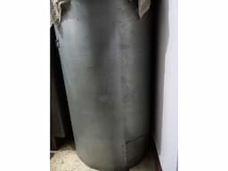 Grain Tank - Image 1