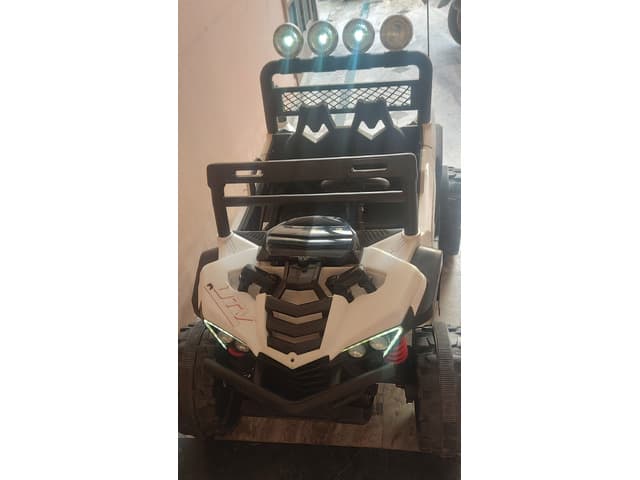 Kids Battery/chargeable Jeep Cum Car