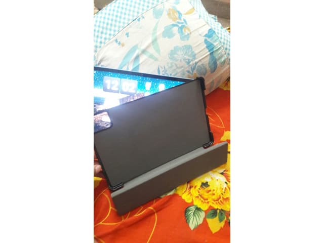 Realmepadx 1.5months used only new condition