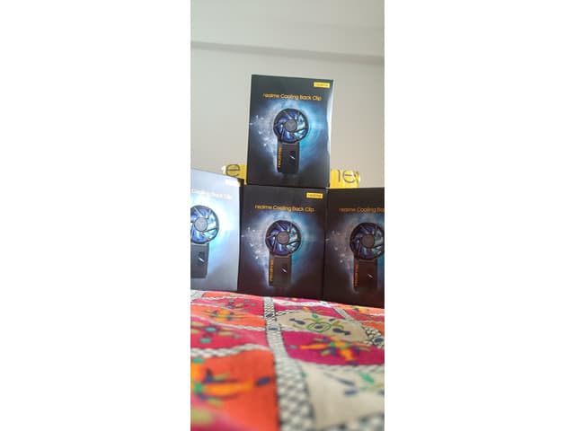 Realme Cooling Back Clip (4)