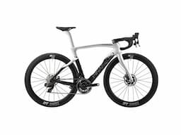 2022 Pinarello Dogma F Red eTap AXS Disc Road Bike (CENTRACYCLES) - Image 3