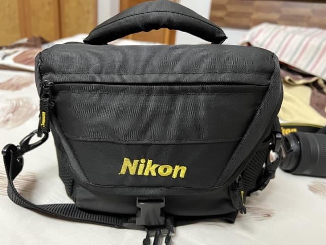 Nikon D3400 DSLR Cemara