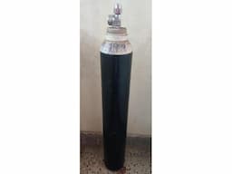 Oxygen Cylinder for sale - Image 1