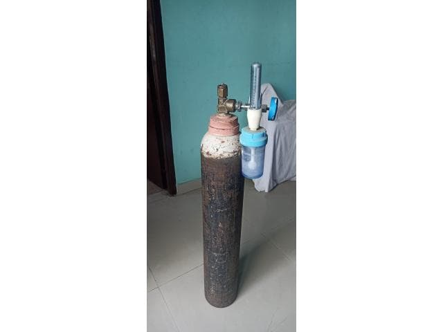 Oxygen Cylinder for Sale