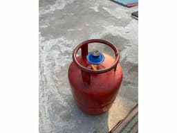LPG 5kg cylinder with regulator - Image 3