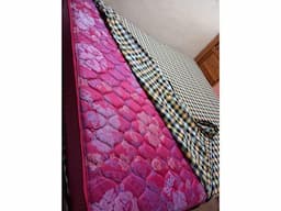 Peps springkoil King size mattress - Image 1