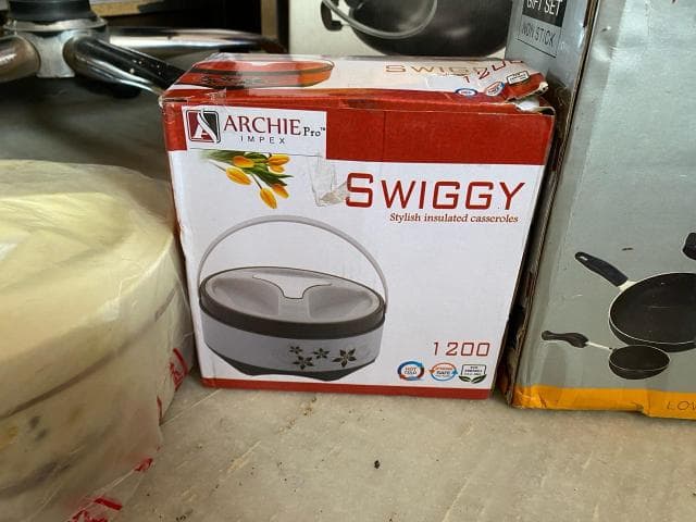 Kitchen Non-Stick set and Casseroles