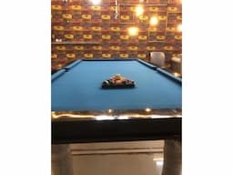 8 ft. American design BILLIARDS table in perfect condition - Image 1