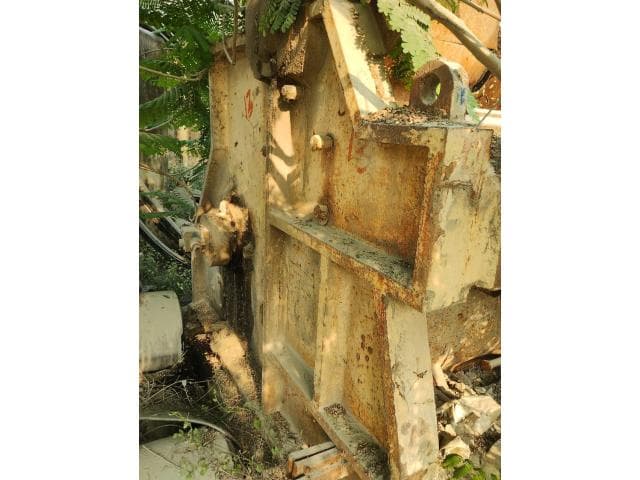 Used atone crusher unit