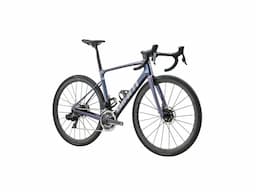 2024 Giant Defy Advanced Sl 0 Road Bike (KINGCYCLESPORT) - Image 2