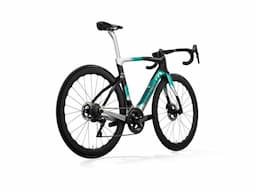 2024 Pinarello Dura Ace Di2 - Nebula Green Silver Road Bike (KINGCYCLESPORT) - Image 2