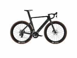 2024 Canyon Aeroad CF SLX 7 AXS Road Bike (M3BIKESHOP) - Image 2