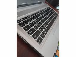 Laptop with new battery and wireless mouse. - Image 4