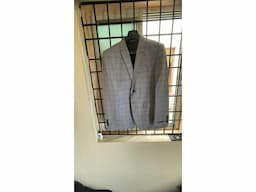 Imported two Blazers for sale one is LP (England) and ARROW (USA) Size 42 - Image 7