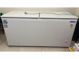 For Sale: Bluestar 500L Deep Chest Freezer – Like New! - Image 1