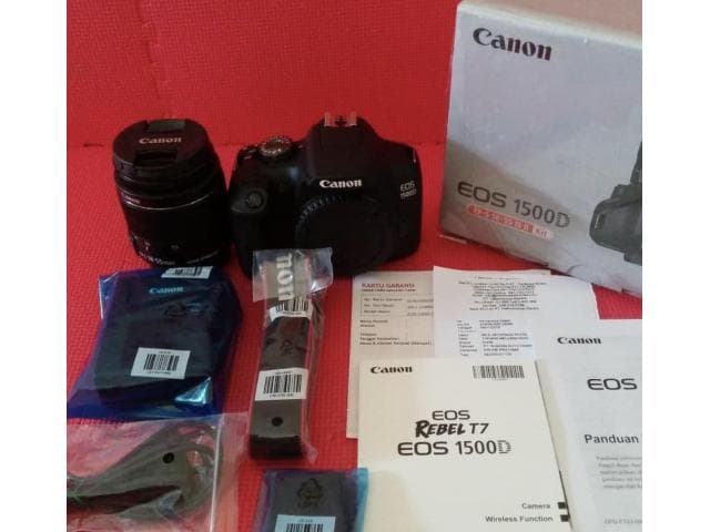 Selling: Original Digital Cameras and Lenses