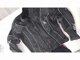 Stunter prottective jacket and bike cover - Image 1