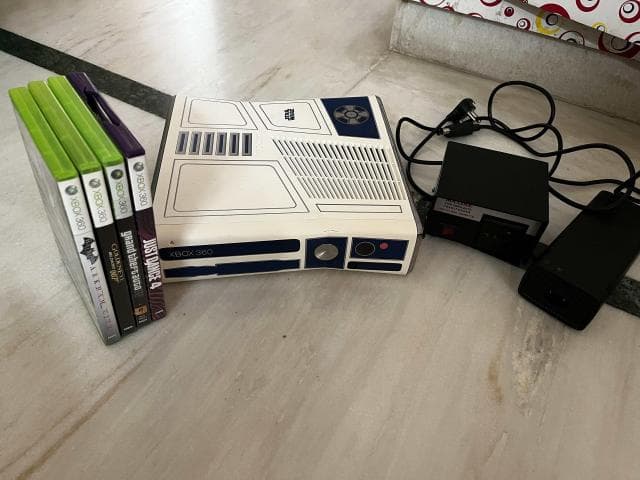 Xbox 360 and speaker