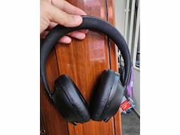 Bose Noise Cancelling 700 Headphone - Image 5