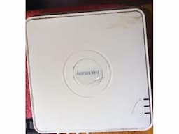 HIKVISION 8 CHANNEL HD DVR IN VERY GOOD CONDITION - Image 3