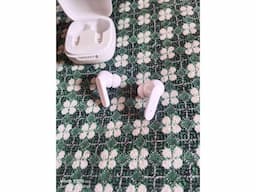 One plus buds - Image 3